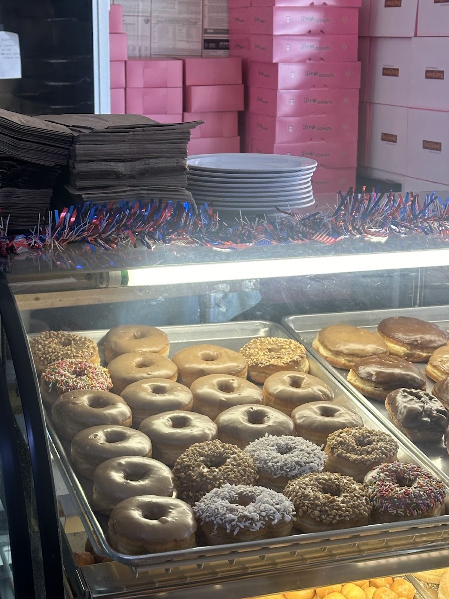 Flakey Cream Do-Nuts & Coffee Shop Photos 2